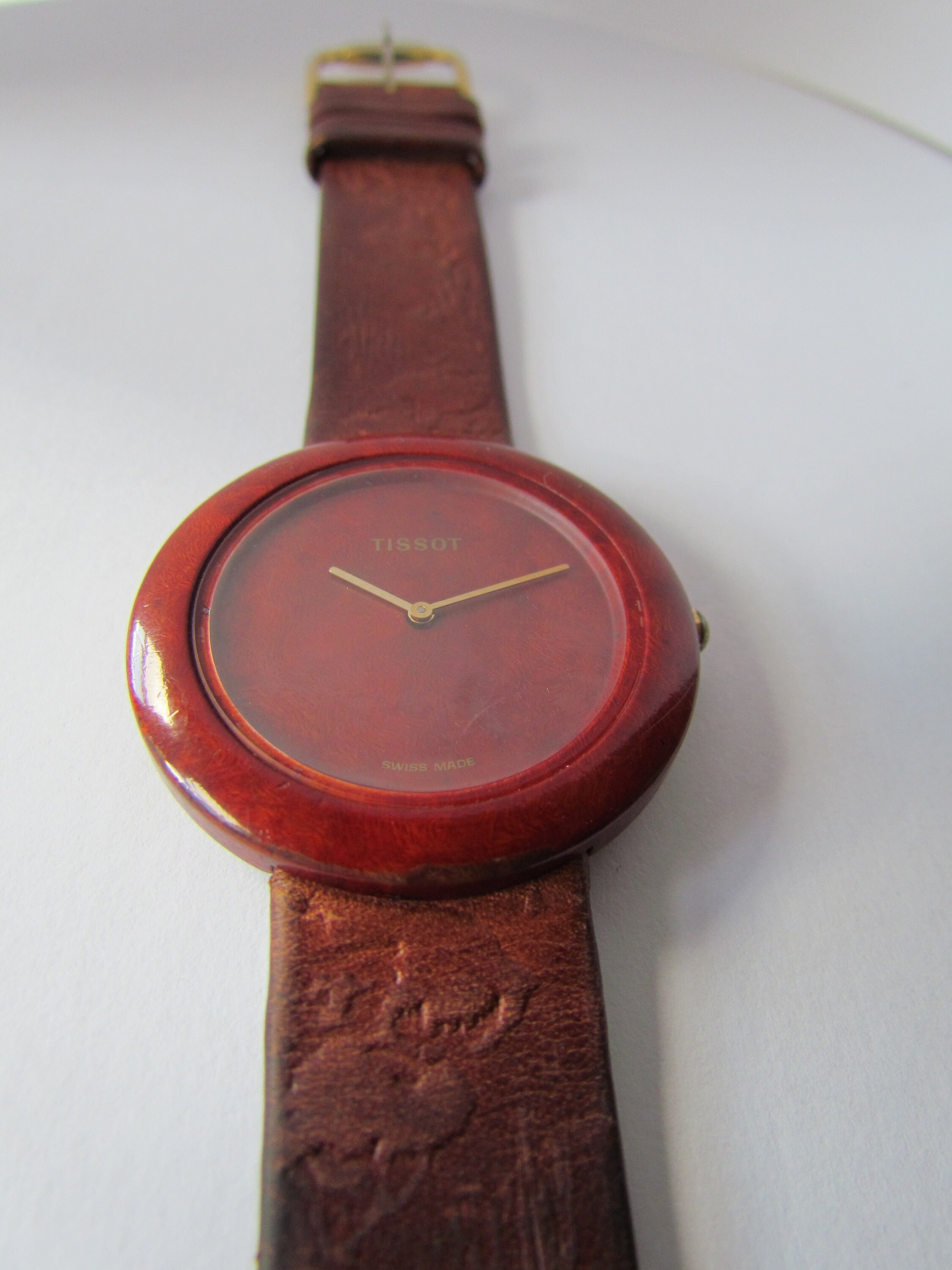 Rare montre-bracelet en bois vintage TISSOT W151 vers les - Etsy France