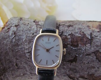 Seiko Vintage Wristwatch Seiko Collectable Women's - Etsy