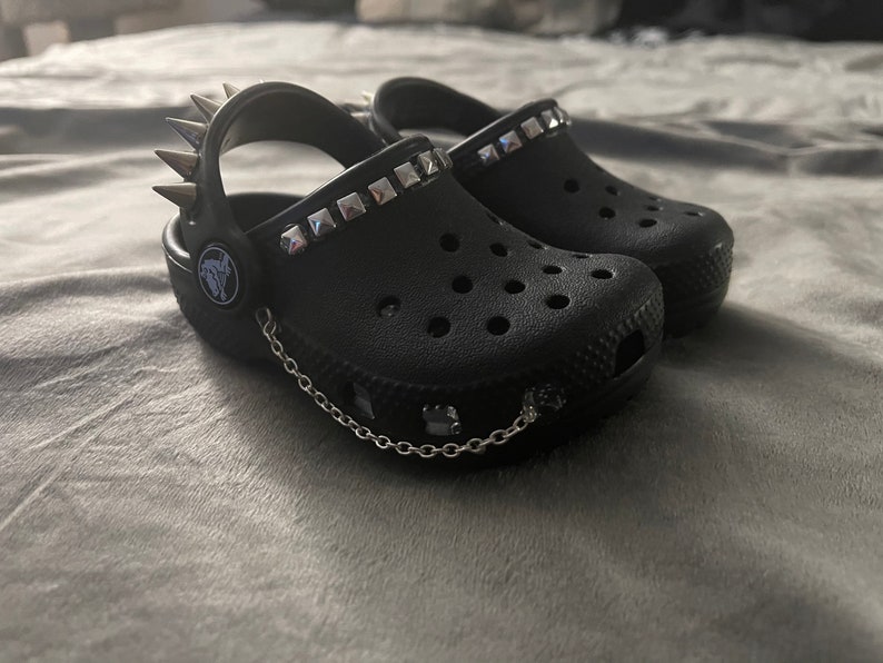 croc track spikes