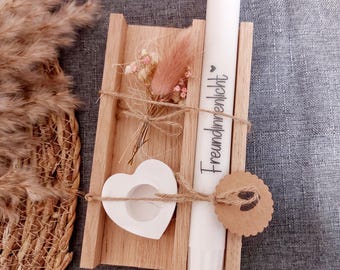 Gift for girlfriend | Gift for best friend | Small token of appreciation | Candle with candle holder and dried flowers | Friendship gift