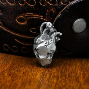 Geometric Minimalist Heart Silver Pendant Necklace - Solid Realistic Heart Unique Silver Pendant - Organ Totem Design Gift Silver Pendant