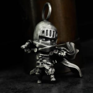 A stylish knight pendant/necklace/samurai/armor/warrior/ninja/shogun/ninjutsu/Japanese style jewelry gift