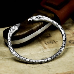 Chinese Phoenix Head S925 Silver Bracelet - Elegant Floral Pattern Minimalist Design - High-End Handmade Men&#39;s Bangle