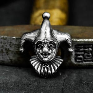 Bizarre Clown 925 Silver Pendant Necklace - Realistic Circus Freak Face with Twisted Grin - Eerie Artisan Portrait Pendant Gothic Style