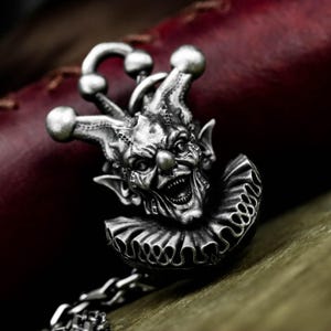 Hell Circus Demon Clown 925 Silver Pendant - Sinister Gothic Evil Clown Necklace - Men’s Dark Horror Circus Clown Pendant