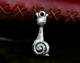 Cute Snail 925 Silver Pendant - Abstract Animal Totem Handmade Jewelry - Whimsical Creature Necklace - Handmade