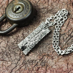 Rough irregular hammered geometric thick column pendant necklace / suitable for men, suitable for fathers as gifts / rustic silver
