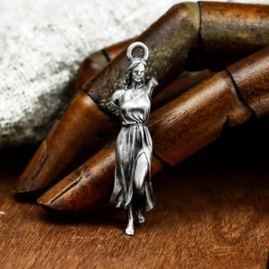 Venus Goddess 925 Silver Pendant - Ancient Greek Art Statue Necklace - Sexy Broken Arm Liberty Goddess Jewelry