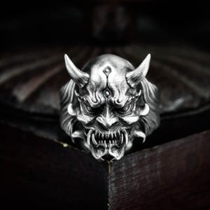 Phantom Hannya 925 Silver Ring - Japanese Oni Mask of Wrath and Sorrow - Ghostly Hell Demon Ring with Traditional Noh Horror Aesthetic