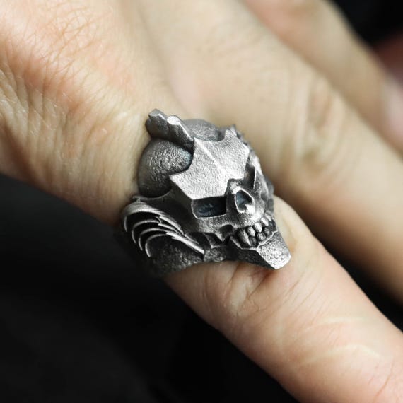 Skull Knight S925 Sterling Silver Ring: Gothic Biker Warrior