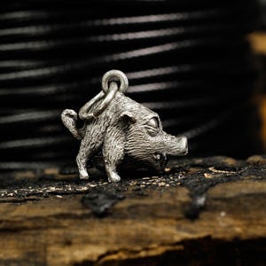 Collar de jabalí, colgante de lechón, colgante de cerdo de dibujos animados, cerdo divertido, collar de mini lechón, joyería de amor por los cerdos, regalo vegetariano