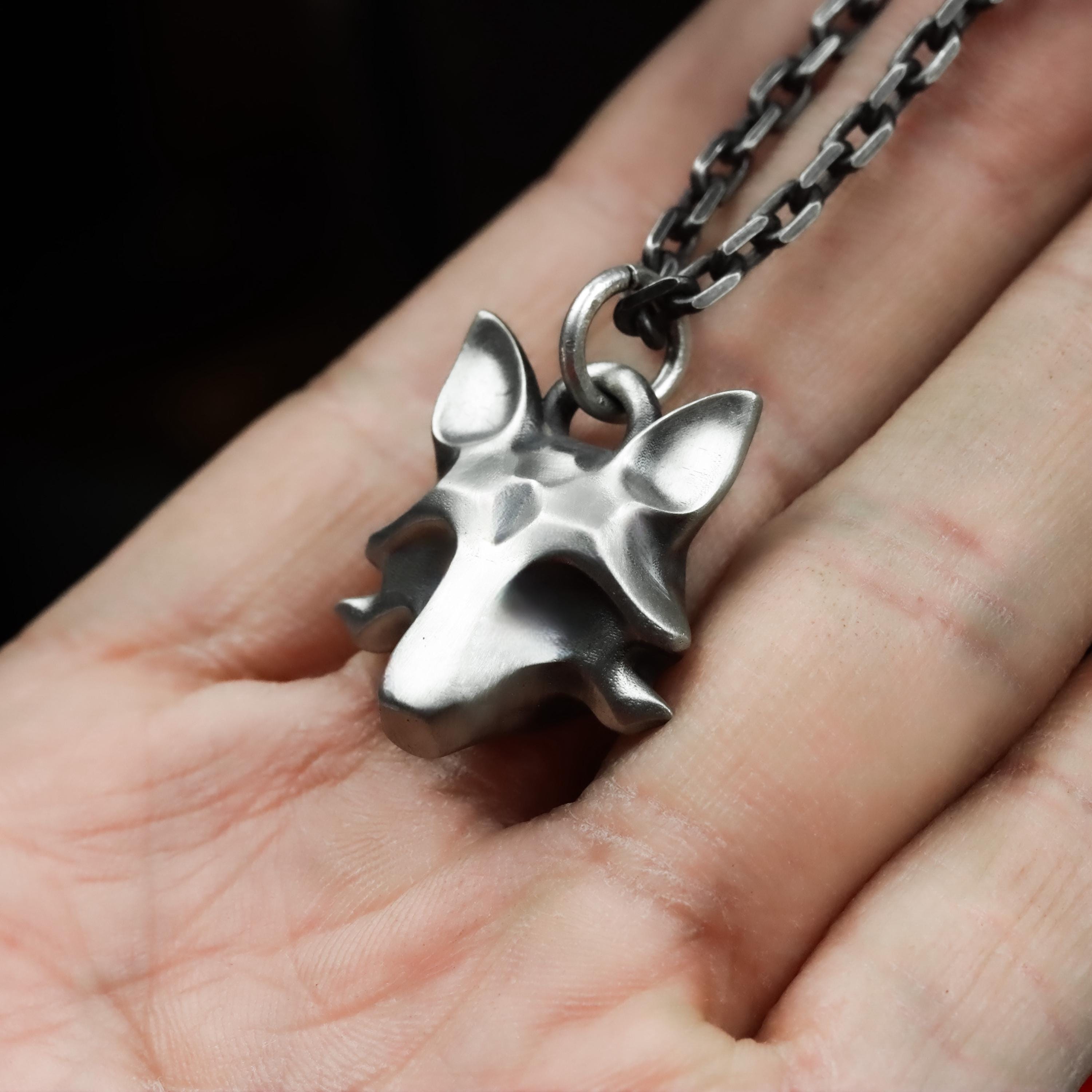 幾何学模様のキツネのペンダントネックレス（シルバー925