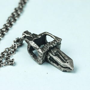 Carved hollow broken sword pendant/thick rivet necklace/men&#39;s Viking sword pendant necklace/spike pendant necklace
