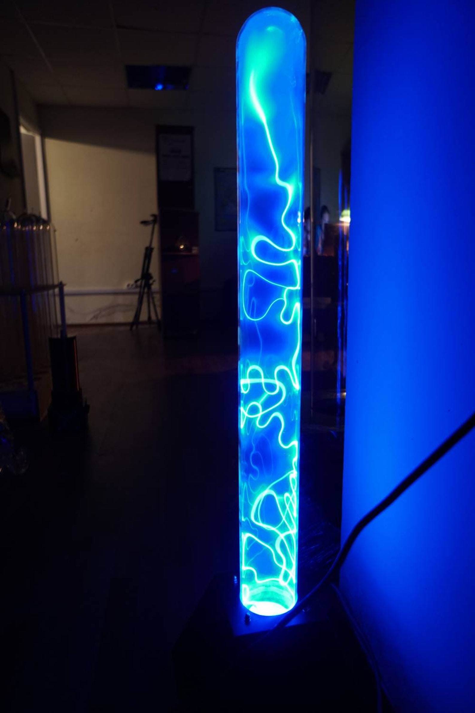 Plasma Light Tube Lamp With Builtin Tesla Coilbased Power Etsy