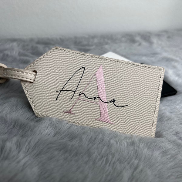 Personalisierter Kofferanhänger mit Initial & Name | Suitcase Label | Gepäckanhänger | Reisezubehör | Weltenbummler, Reiseorganisation