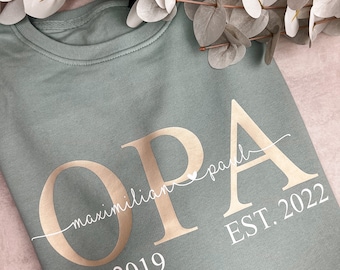 Personalisierter OPA Hoodie | OPA Sweater mit Enkelkindernamen & Geburtsjahr | Geschenk Großvater, werdende Opas, Vatertag, Geburtstag