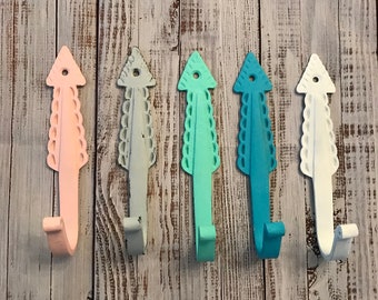 Painted Iron Arrow Wall Hooks/Metal Arrow Hooks/Decorative Wall Hooks/Iron Wall Hooks/Hand Painted Wall Hooks/Custom Wall Hooks/Colored Hook