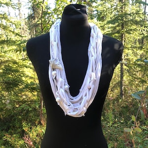 White Recycled Tee Shirt Fabric Graduated Multi Strand Statement Necklace Jewelry With Large Faux Pearls And Real Whelk Shell