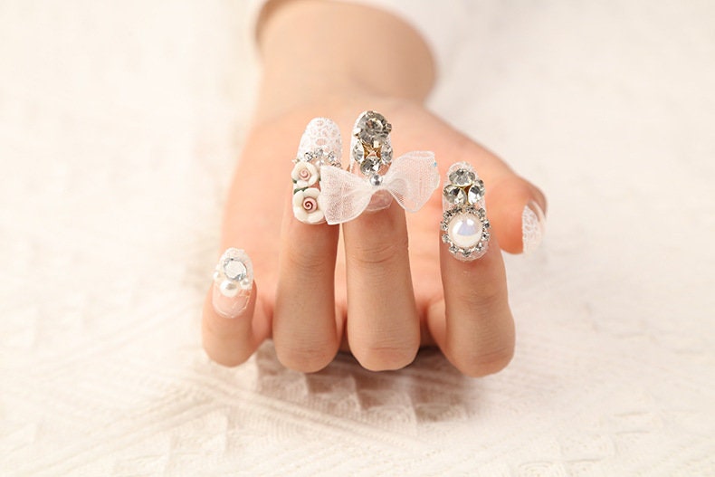 33 Winter Wedding Nail Designs That Will Make You Stand Out - I'm Saying  YES!