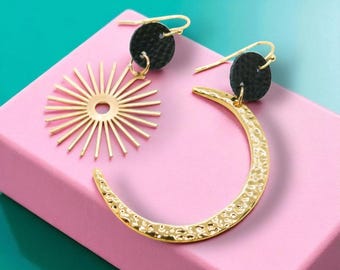 Pendientes de sol y luna de oro martillado: colgantes bohemios celestiales