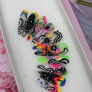 Psychedelic Press on Nails / Hand Painted / Coffin Nails - Etsy