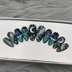 Moon And Sun press on nails - A189