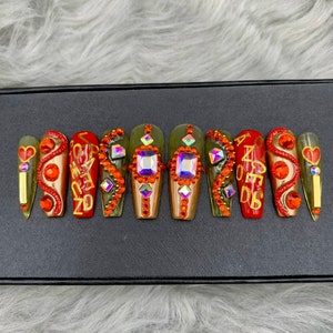 Gold And Royal Red Press on nails coffin - A218