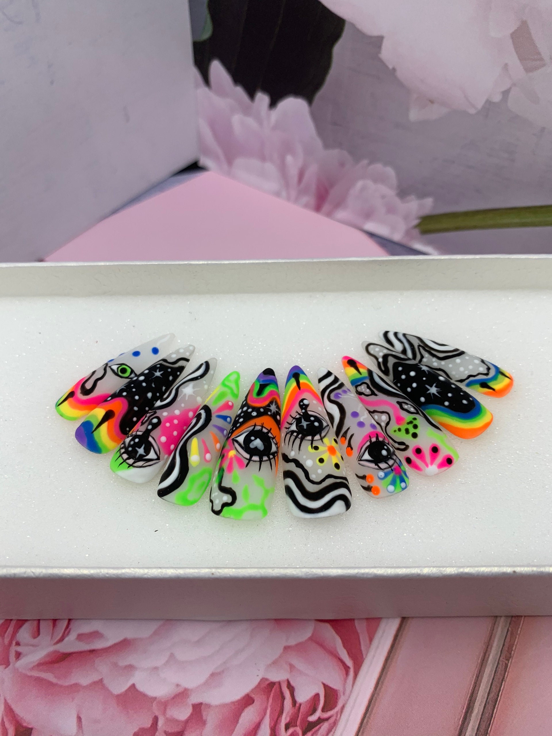 Psychedelic Press on Nails / Hand Painted / Coffin Nails - Etsy