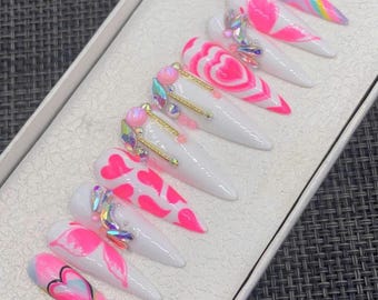 Uñas postizas pintadas a mano - Uñas postizas de lujo con corazón rosa - A234
