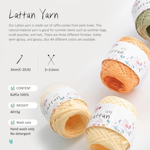 以下が含まれることがあります： 黄色い糸のラタンヤーンが3玉あります。糸はヤシの木から採れる天然素材のラフィアで作られています。糸はラフィア100%で、重さは40グラム±5グラムです。糸は3〜3.5mmの針で編んだり、かぎ針編みしたりするのに適しています。糸は手洗いのみで、洗剤は使用しないでください。