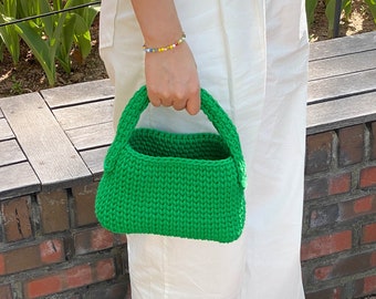 DIY crochet bag pattern: Emilli Lego Bag, crochet bag, cute, easy tote crochet bag, tutorials available