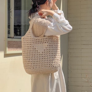 DIY crochet bag pattern - Biscuit Triangle Net Bag (Large) downloadable pattern