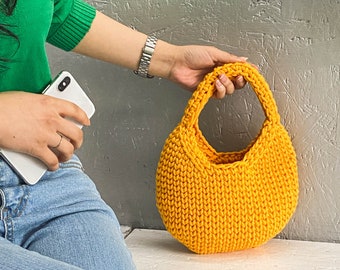 DIY crochet bag pattern - Emilli Egg Bag downloadable pattern only, great for summer, vacation, gift, unique design