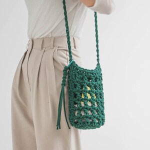 DIY crochet bag pattern Jemilli Merci bag, simple and easy crochet bag, making a daily everyday bag, beginner level image 4