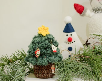 DIY crochet Christmas pattern - basic crochet tree, perfect & cute for Christmas gift, home decor, Christmas tree pattern