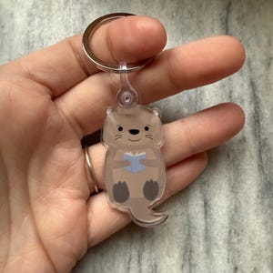 Reading Otter Keychain