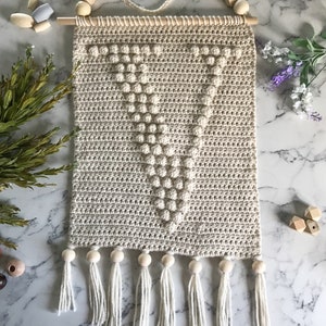 Wandbehang | Buchstabe V