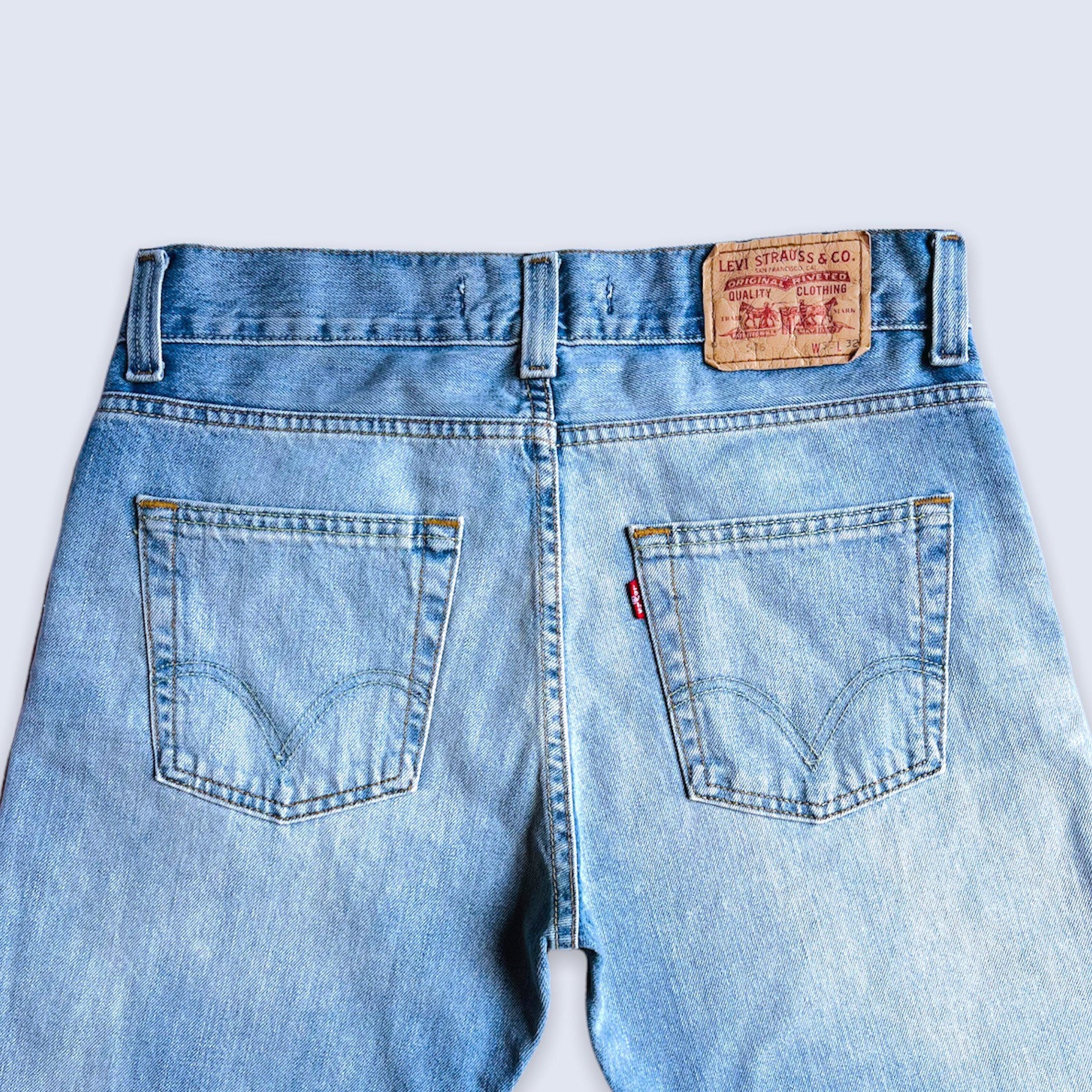 LEVIS 506 Standard Straight Leg Jeans 