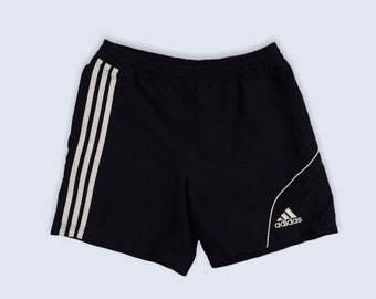 pantaloncini adidas estivi