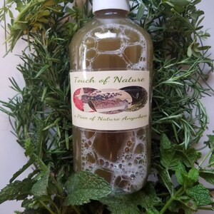100% Natural ingredients, feel clean and moisturized, smells delicious. All handmade with love.