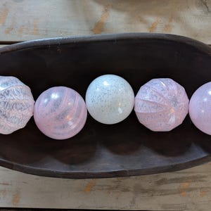 Boules de Noël en verre soufflé | 5 chars roses |  3,5 pouces | art du jardin | livraison gratuite | fabriqué aux États-Unis | petite entreprise femme | Décoration nautique