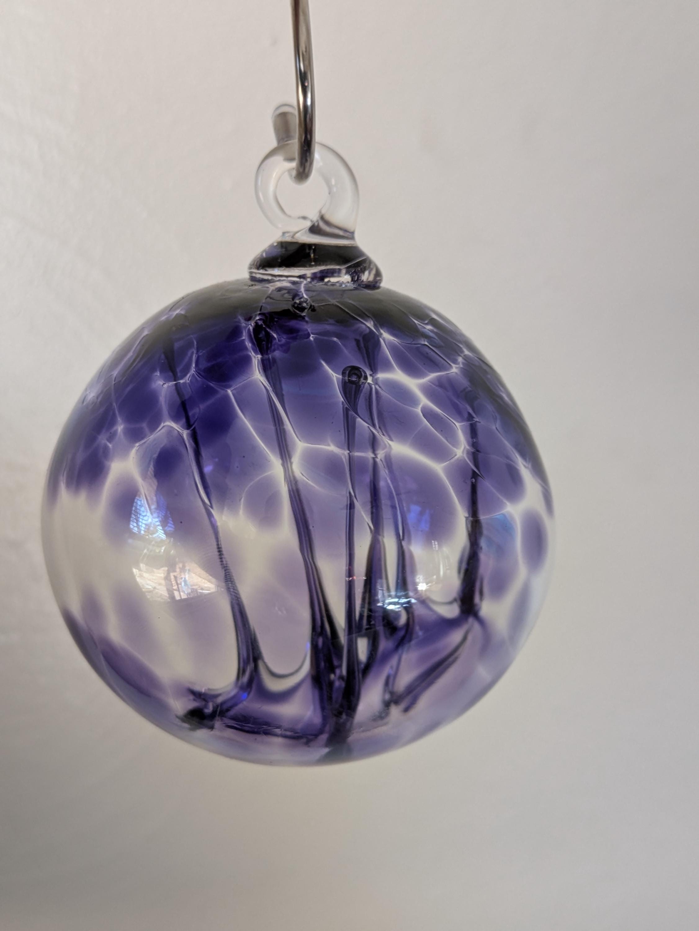 Glaskugel Ornament Zum Aufhängen – Mundgeblasenes Kristallglas, Grün-bunt, Fensterdekoration, Durchmesser Ca. 12 Cm