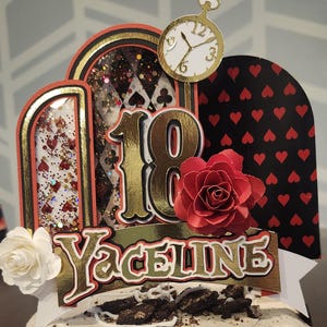 Queen of hearts birthday cake Topper, Alice in Wonderland Cake Decoration, Alice in wonderland Birthday, Alice in Wonderland Cake Topper