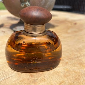 Authentic Vintage Tommy Bahama 1.7 fl oz  Exquisite 90 % full Rare find Men’s