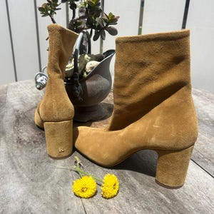 Authentic Rouje Paris Ankle Boots Suede Camel Sz 37 or 7 chic image 2