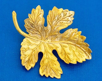 Vintage Art Nouveau Maple Leaf Brooch, Gold Tone Leaves Broach, Autumn Fall Brooch, Gold Tone Brooch - D13