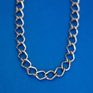 28 inch, Vintage Geometric Curb Links Elegant Heavy Chain Necklace - D41