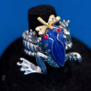 Size 10, Vintage Adjustable Ring, Silver Tone Ring, Intricate Frog Ring, Diamond Gem Ring, Rhinestone Ring - D15
