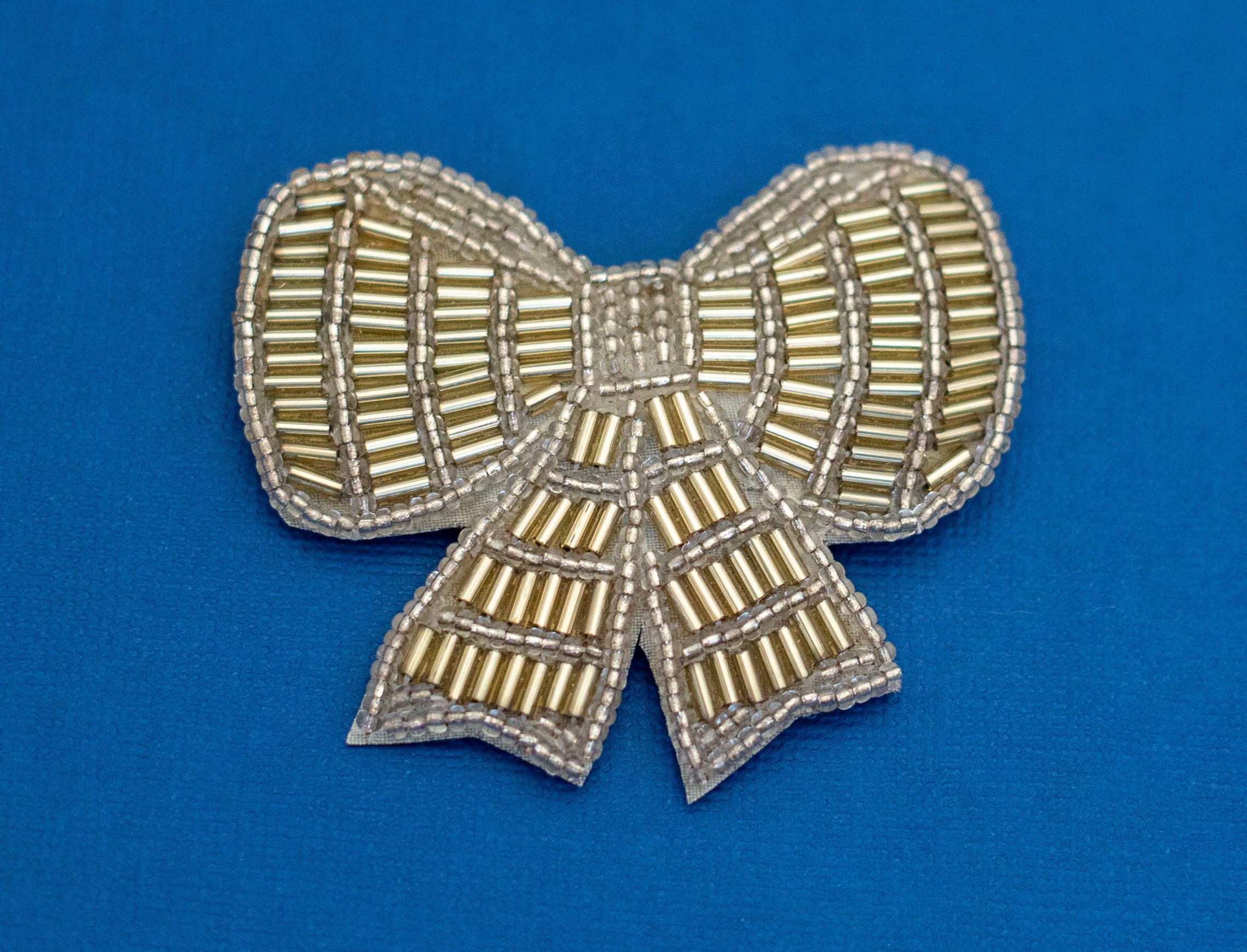 国産品 Vintage Canada Etsy - D25 - Leather in Brooch Ribbon Beaded アクセサリー