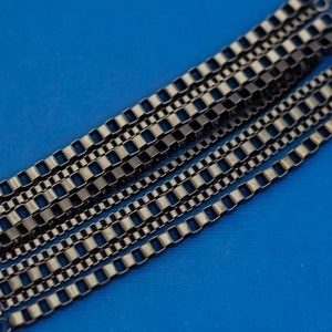 7 inch, Vintage Multiple Box Chains Silver Tone Bracelet - D40